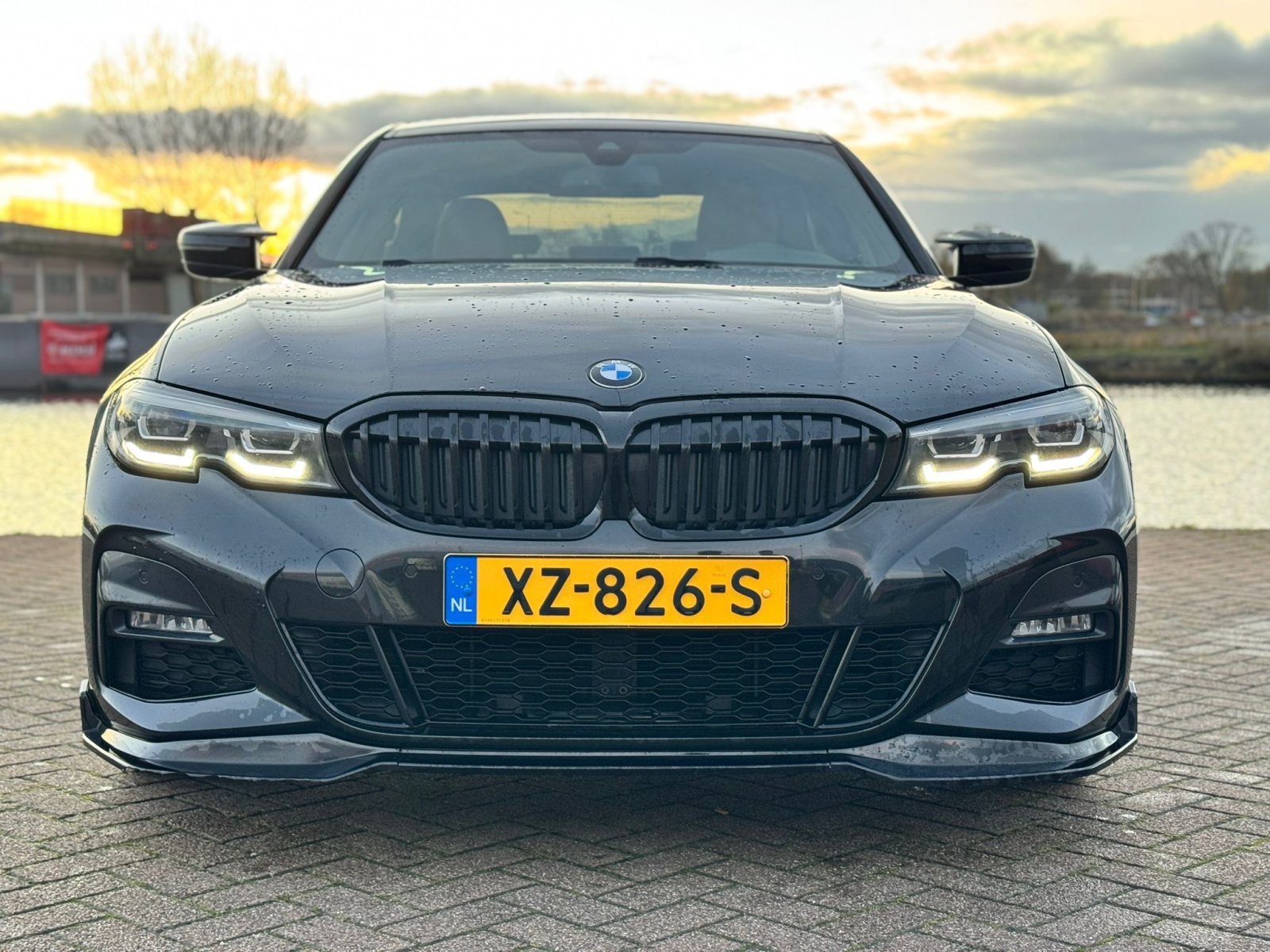 BMW 320I
