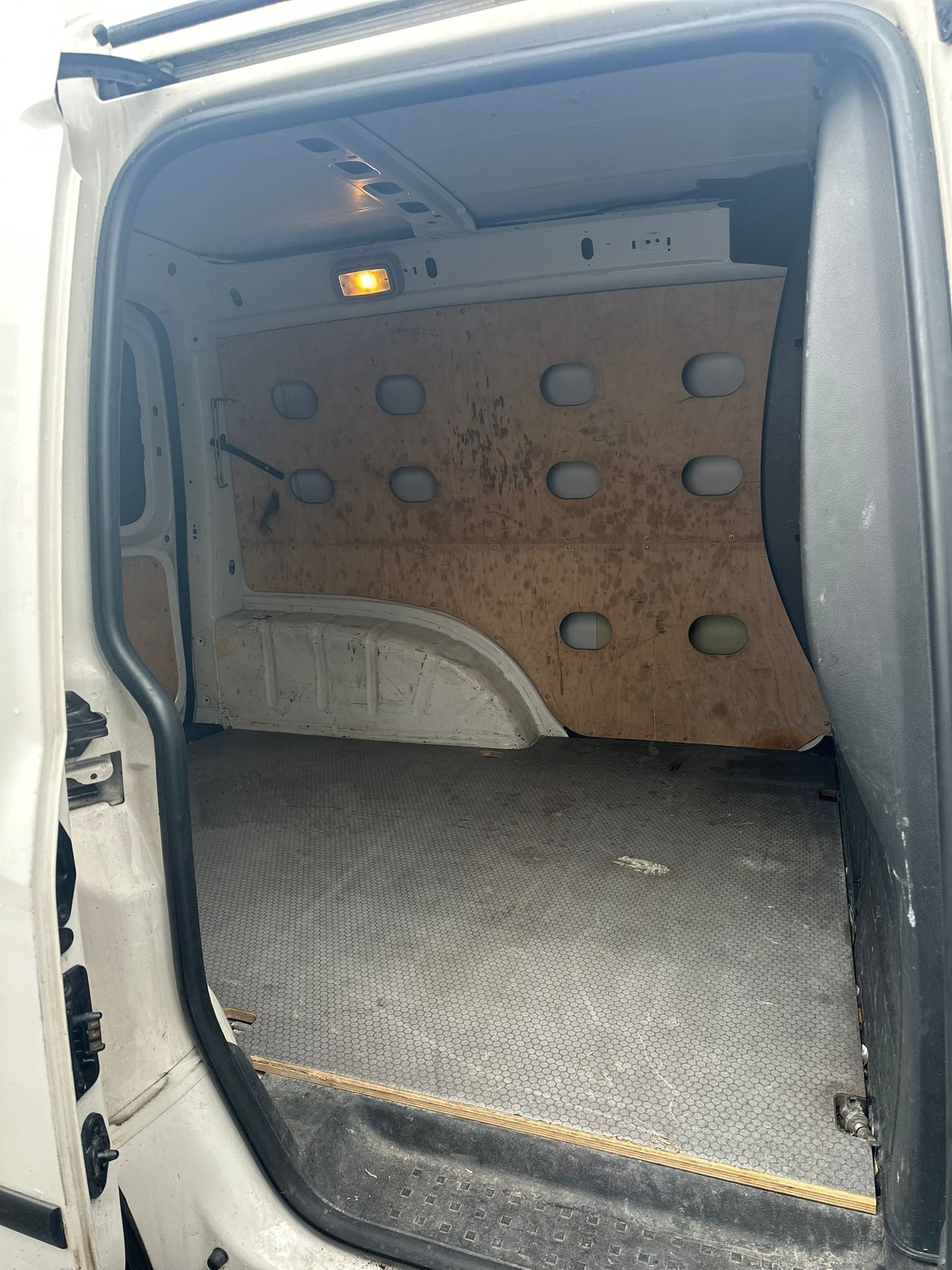 Volkswagen Caddy 2.0 TDI