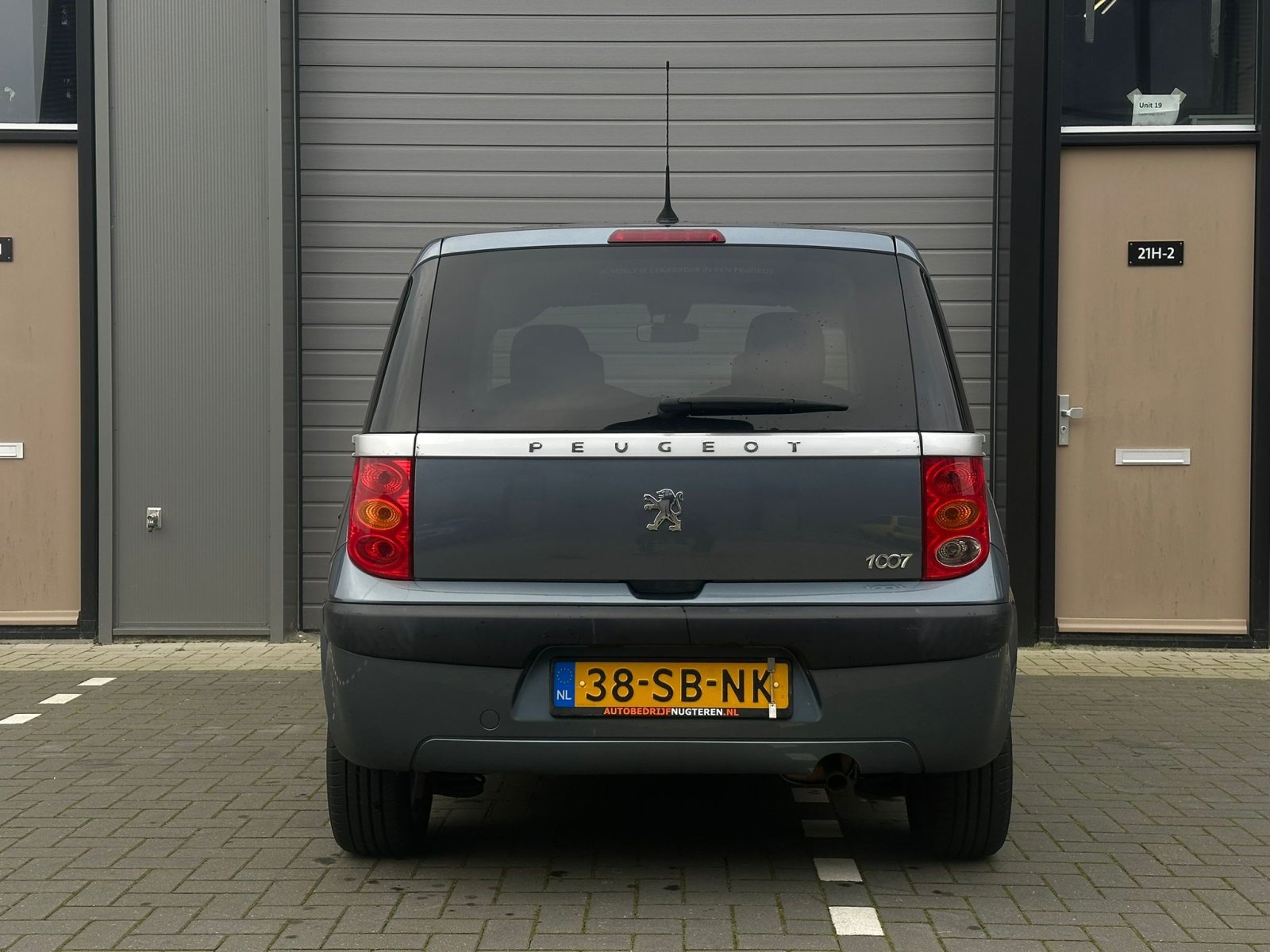 Peugeot 1007 1.4 75 PK Automaat Elek ramen Elek deuren Airco