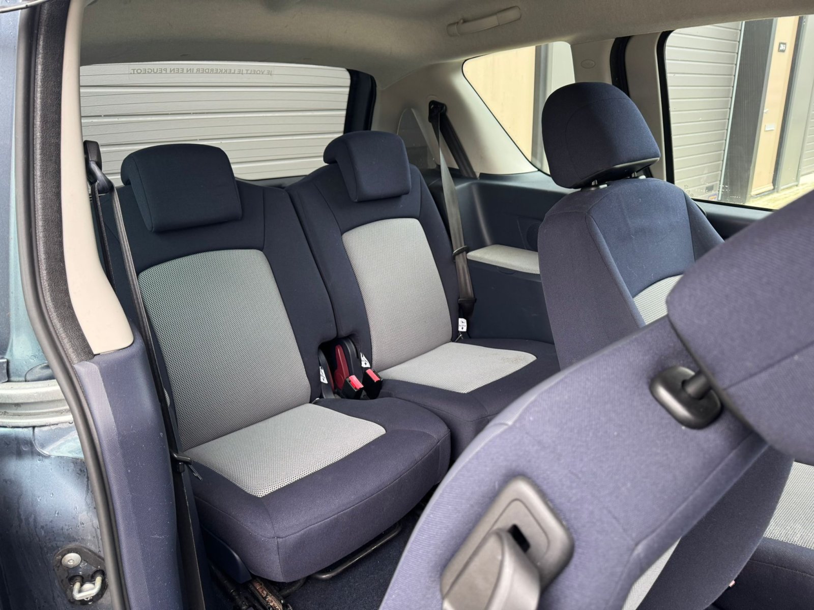 Peugeot 1007 1.4 75 PK Automaat Elek ramen Elek deuren Airco