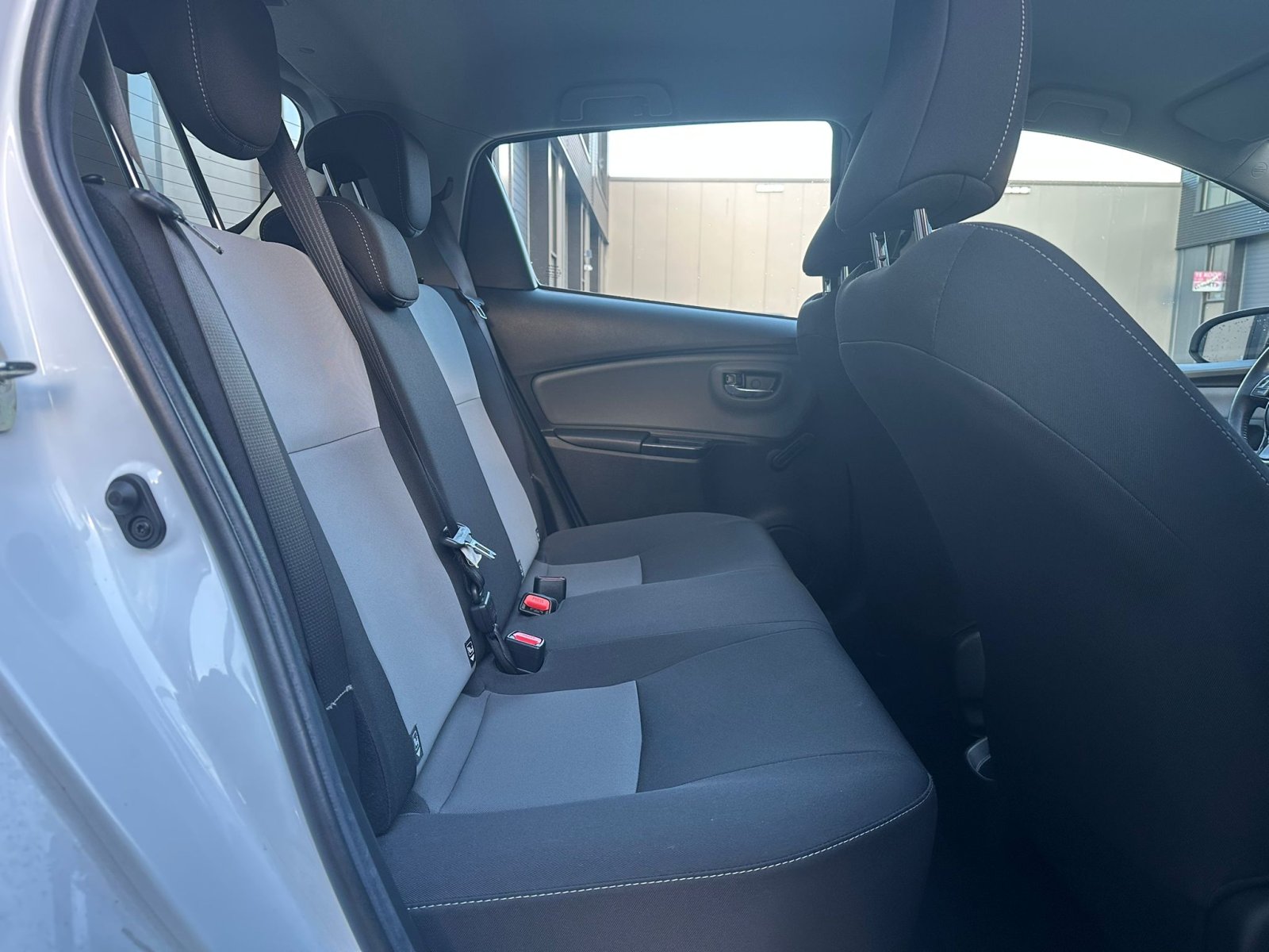 Toyota Yaris 1.0 VVT-i Comfort Elek ramen Airco Navi Camera