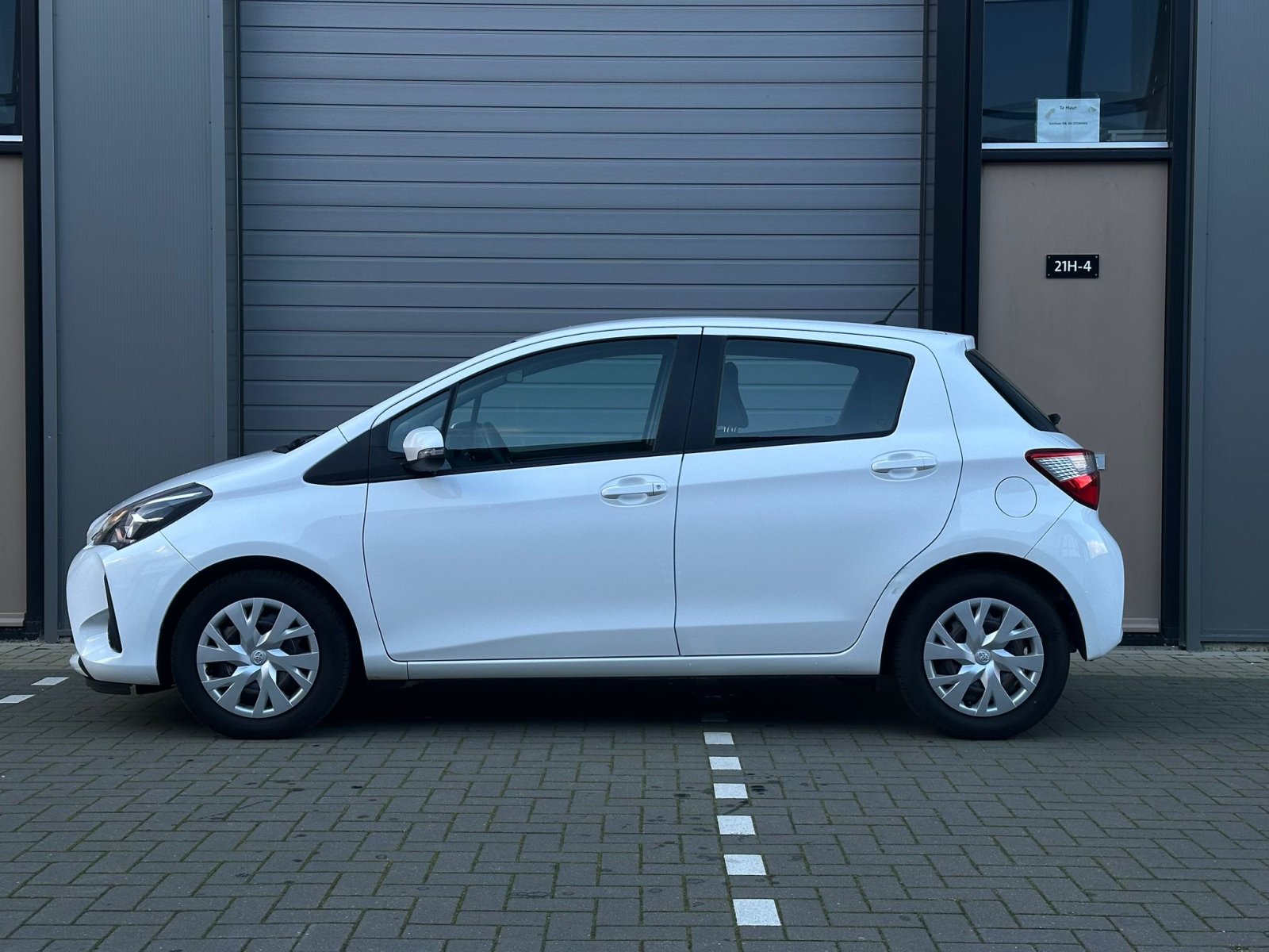 Toyota Yaris 1.0 VVT-i Comfort Elek ramen Airco Navi Camera