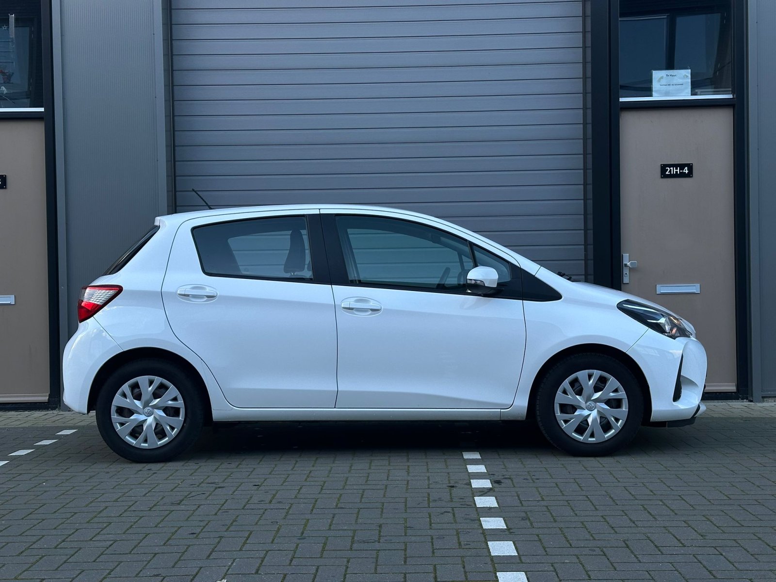 Toyota Yaris 1.0 VVT-i Comfort Elek ramen Airco Navi Camera