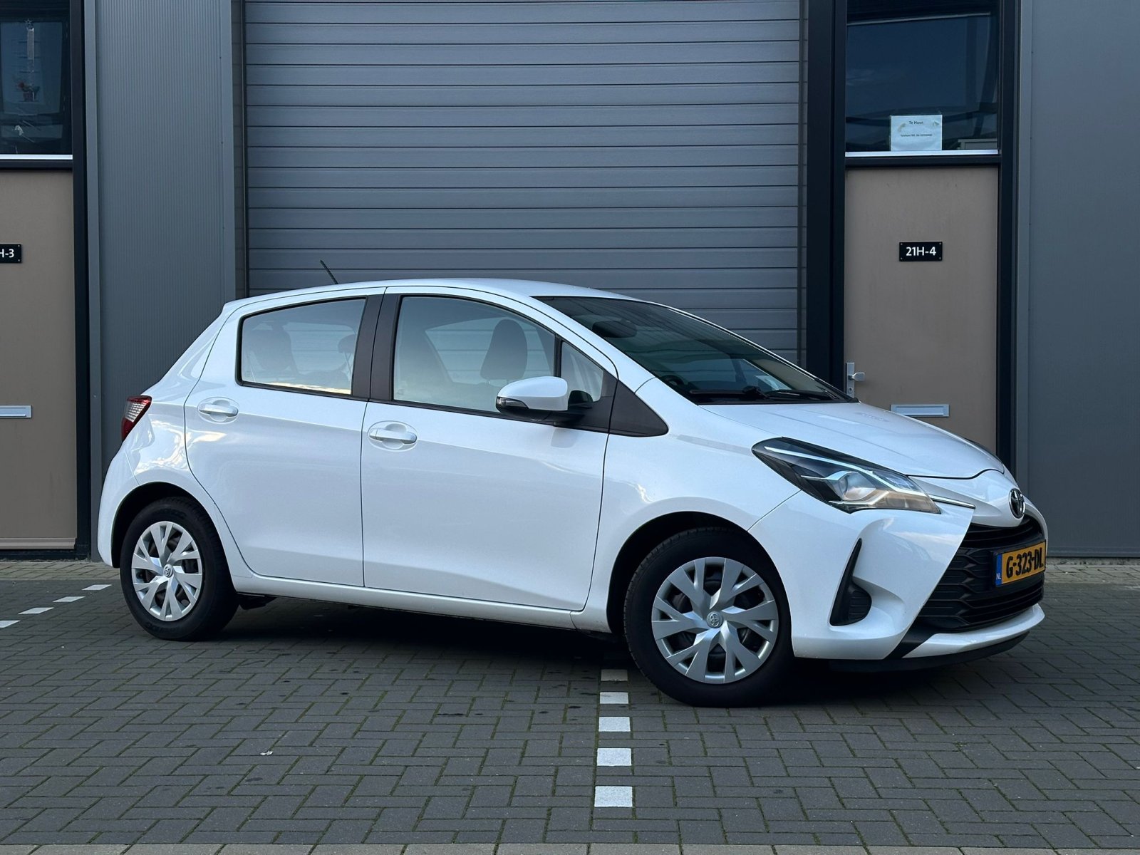 Toyota Yaris 1.0 VVT-i Comfort Elek ramen Airco Navi Camera