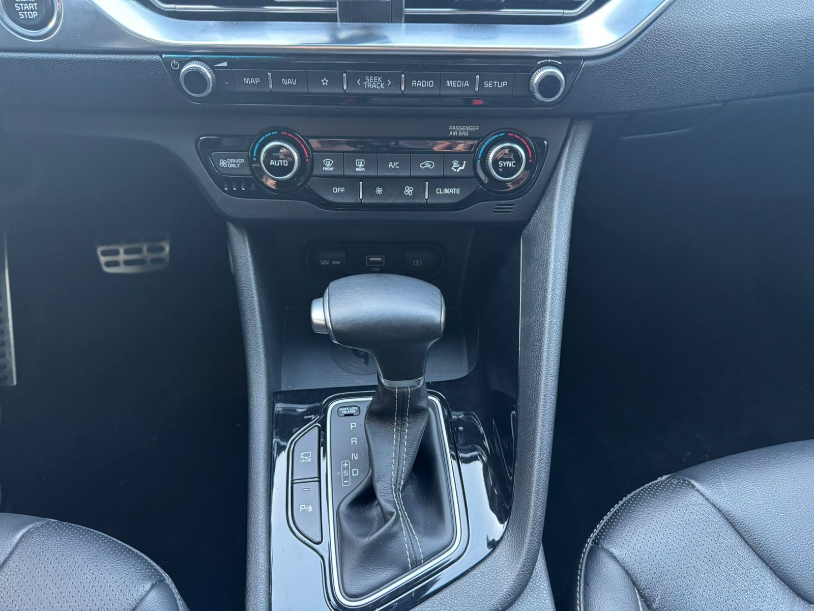 Kia Niro 2021 / Carplay / stoelverwarming / stuurverwarming /