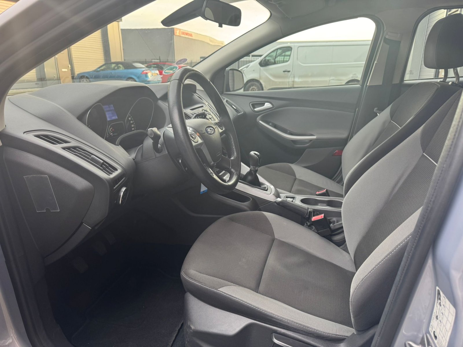 Ford Focus Wagon / Airco / Cruise / Sensoren / Navi