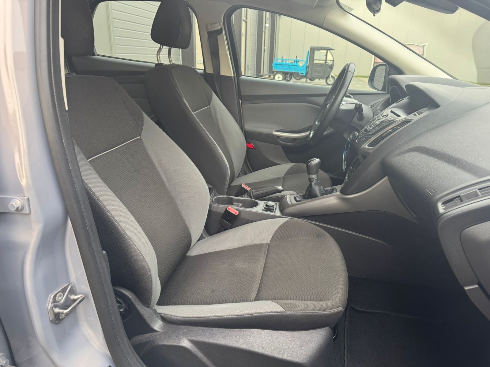 Ford Focus Wagon / Airco / Cruise / Sensoren / Navi