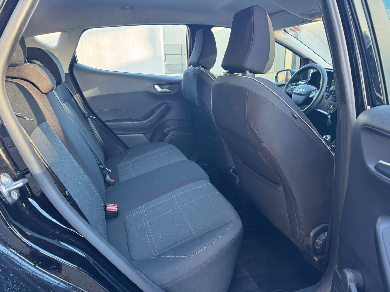 Ford Fiesta 1,1 Trend / Lane / navi / LMV / Dealer