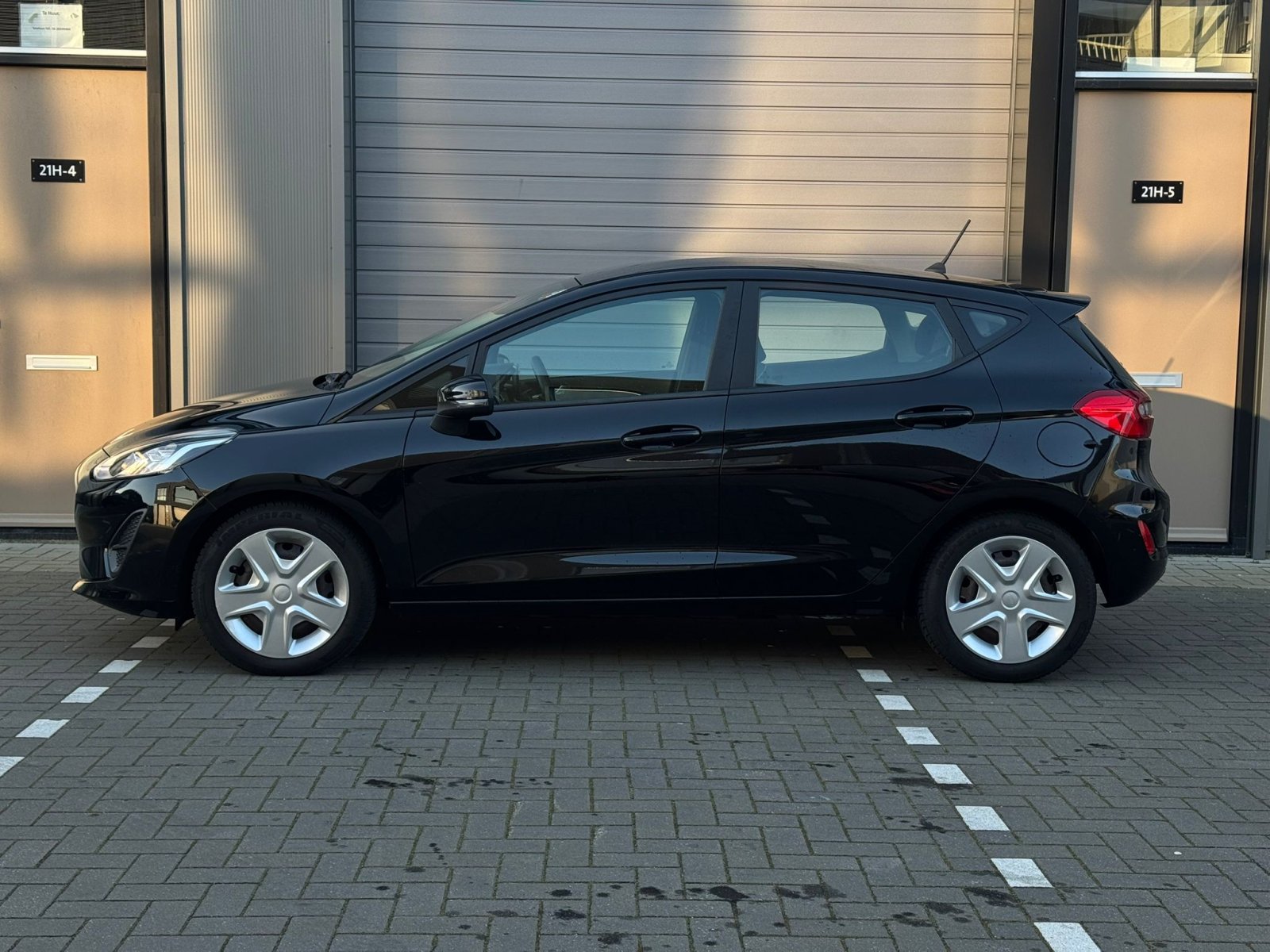 Ford Fiesta 1,1 Trend / Lane / navi / LMV / Dealer