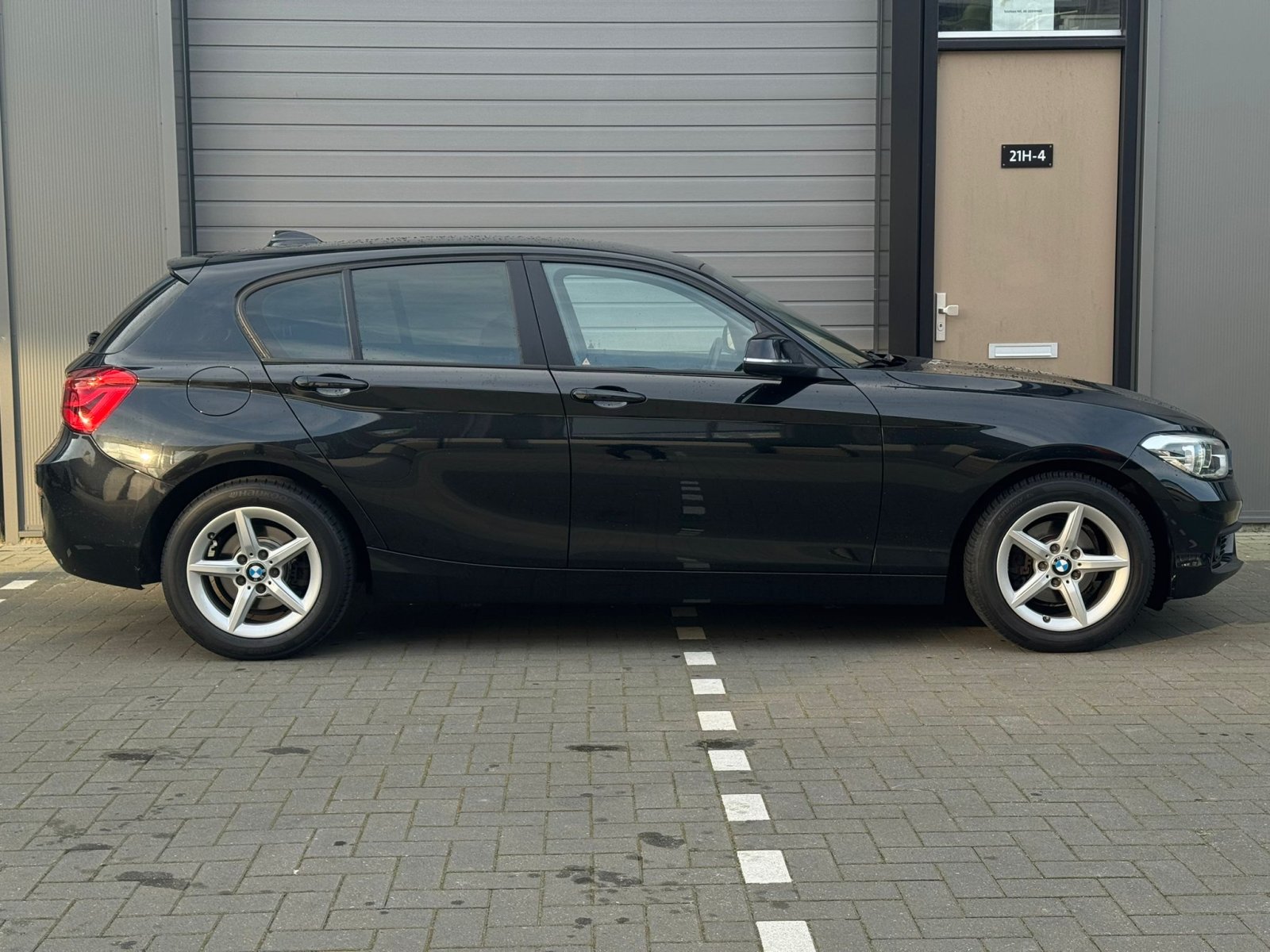 BMW 1-Serie, 116i Executive / Airco / Navi / org NL / Cruise / LED