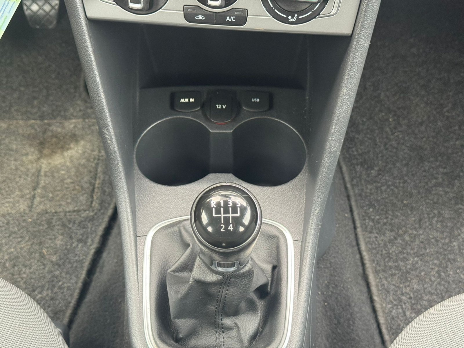 Volkswagen Polo, 1.0 TSI / Scherm / Airco / Cruise / LMV / Trekhaak