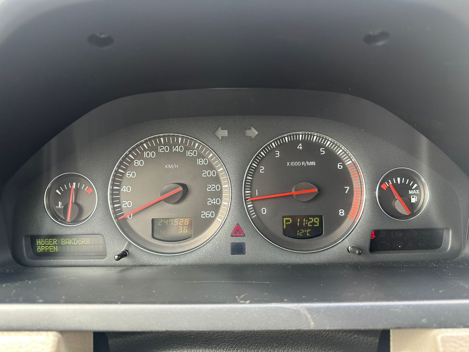 Volvo XC90, 2.5 T / Leer / Clim / LMV / Aut / BTW / 7 zits /