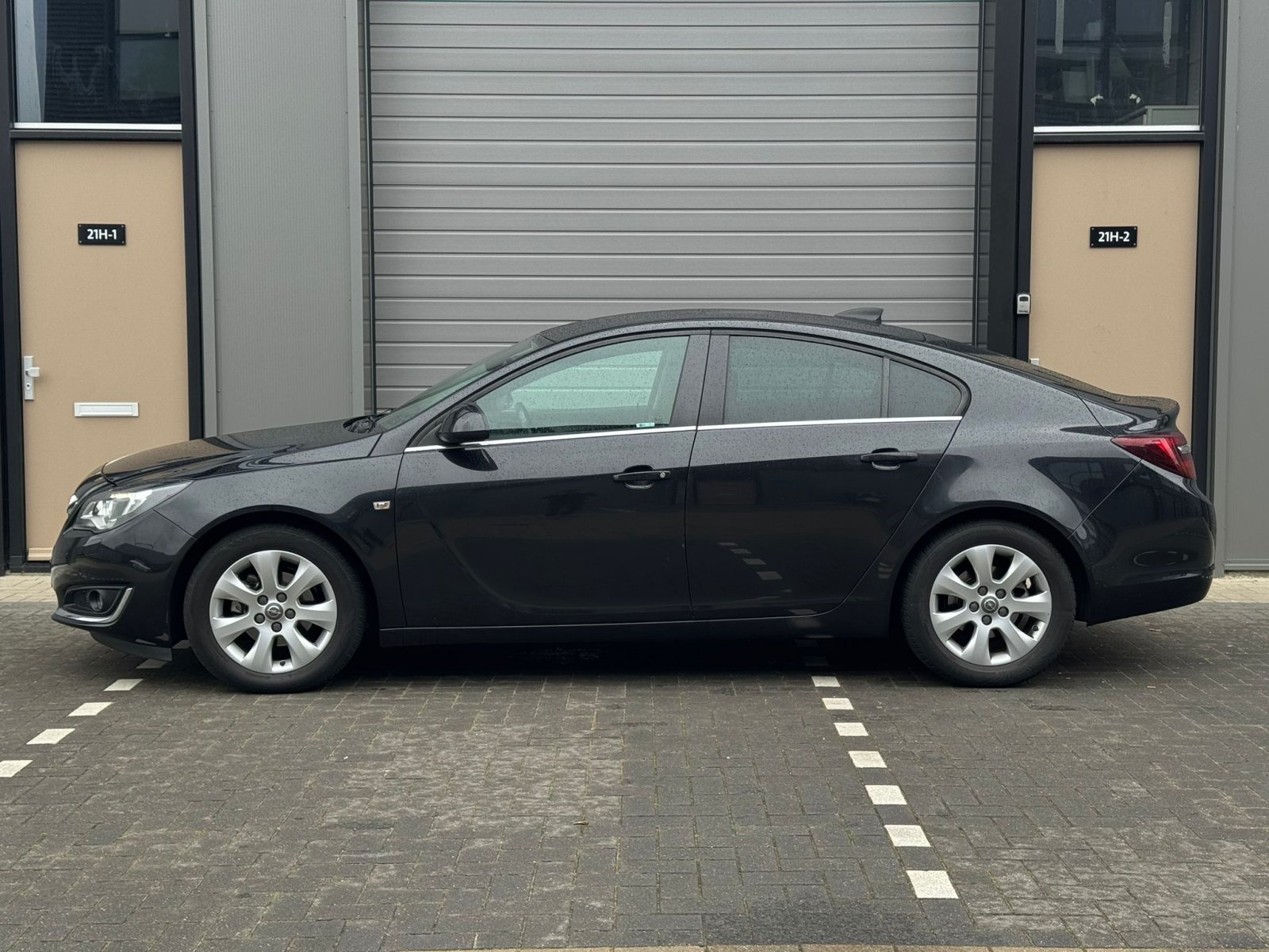 Opel Insignia, 1.6 CDTI Cosmo / PDC / Stoelv / Stuur / TrekH