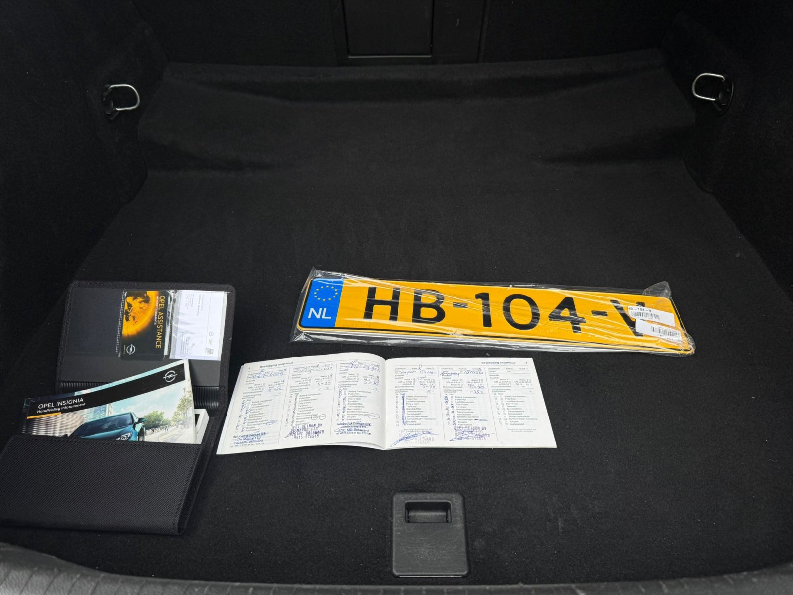 Opel Insignia, 1.6 CDTI Cosmo / PDC / Stoelv / Stuur / TrekH