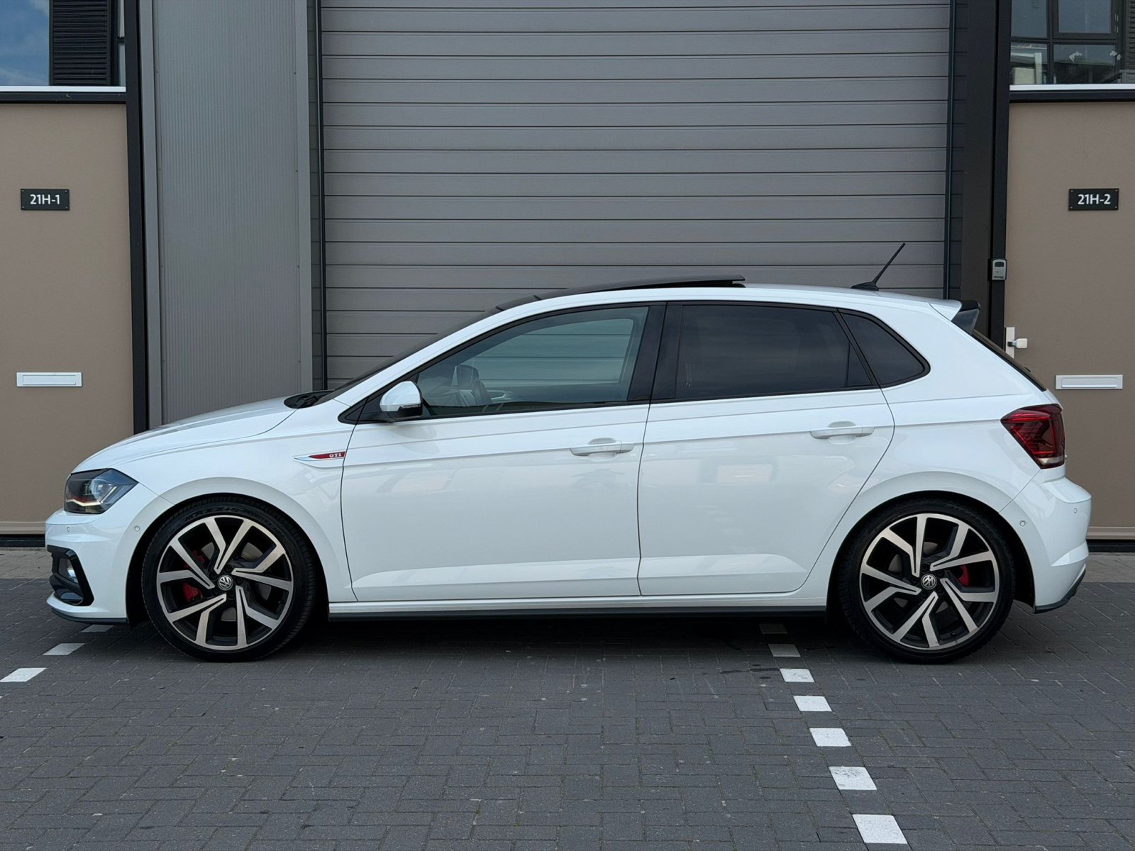 Volkswagen Polo GTI 2.0 TSI DSG | 250 PK | VOL OPTIES |