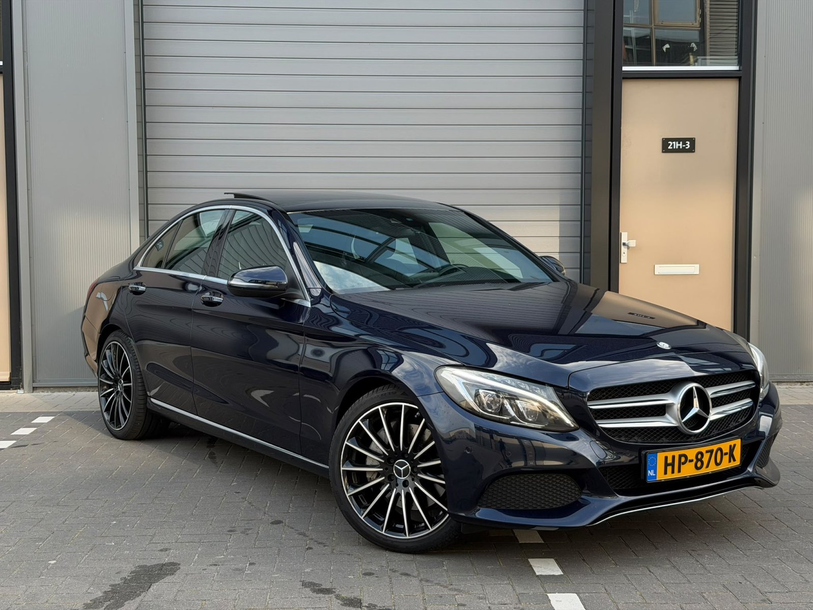 Mercedes C-Klasse 350e Lease Edition / Pano / Memory / Keyless / luchtvering /