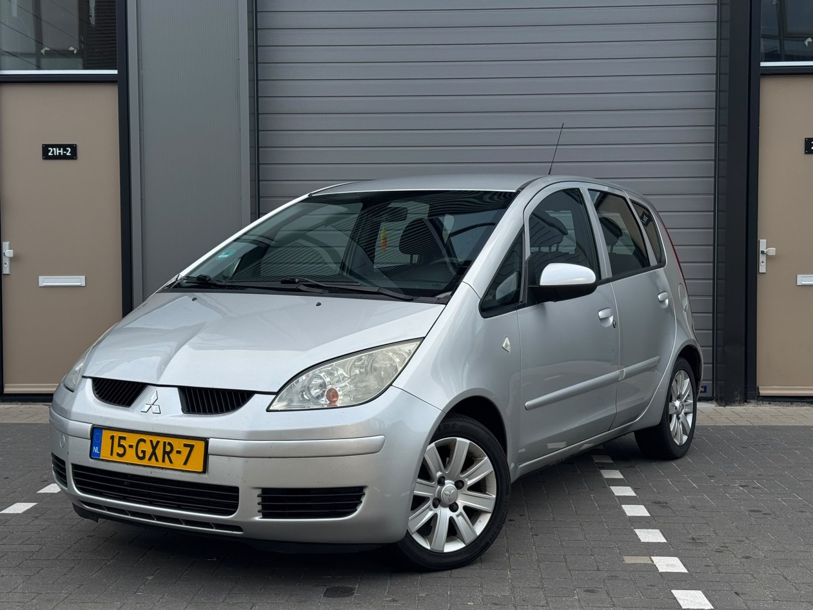 Mitsubishi Colt 1.3 Invite+ APK / Airco / Automaat / LMV / Airco