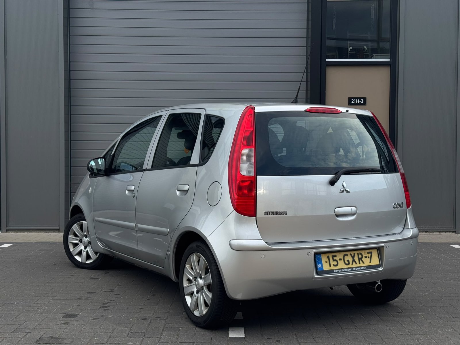 Mitsubishi Colt 1.3 Invite+ APK / Airco / Automaat / LMV / Airco