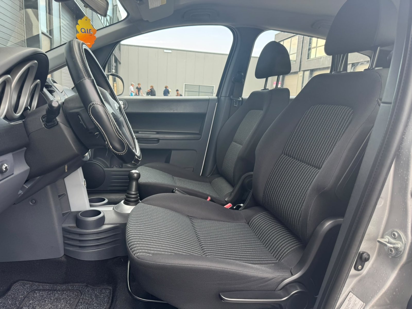 Mitsubishi Colt 1.3 Invite+ APK / Airco / Automaat / LMV / Airco