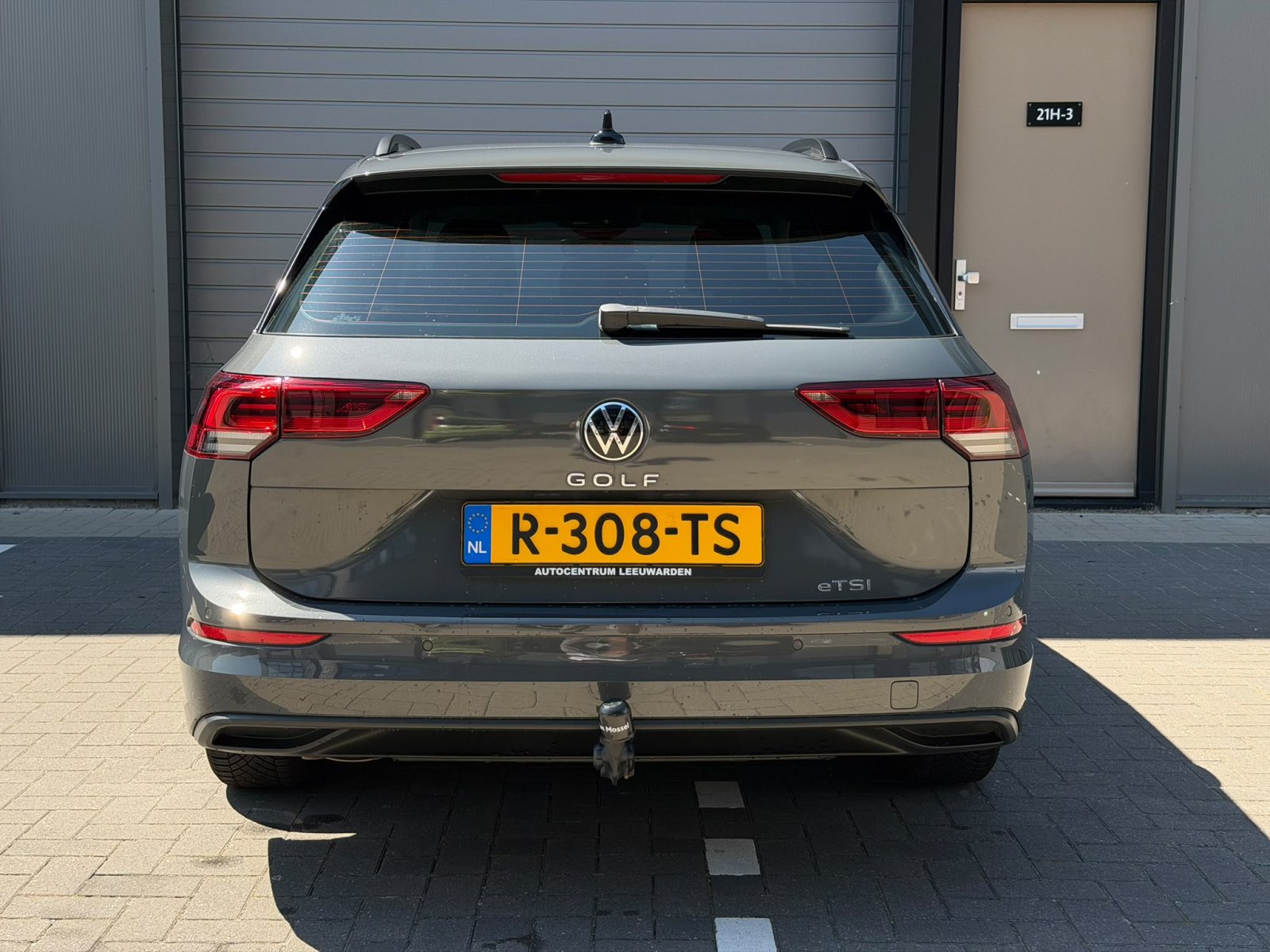 Volkswagen Golf Variant 1.5 eTSI R-line B+ / ACC / LMV / DSG