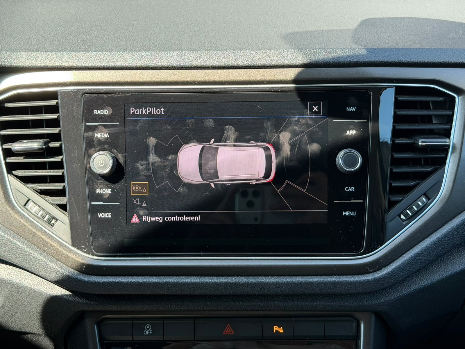 Volkswagen T-Roc 1.5 TSI / Led / winterpakket / ACC / Lane / Sport / LMV / DSG