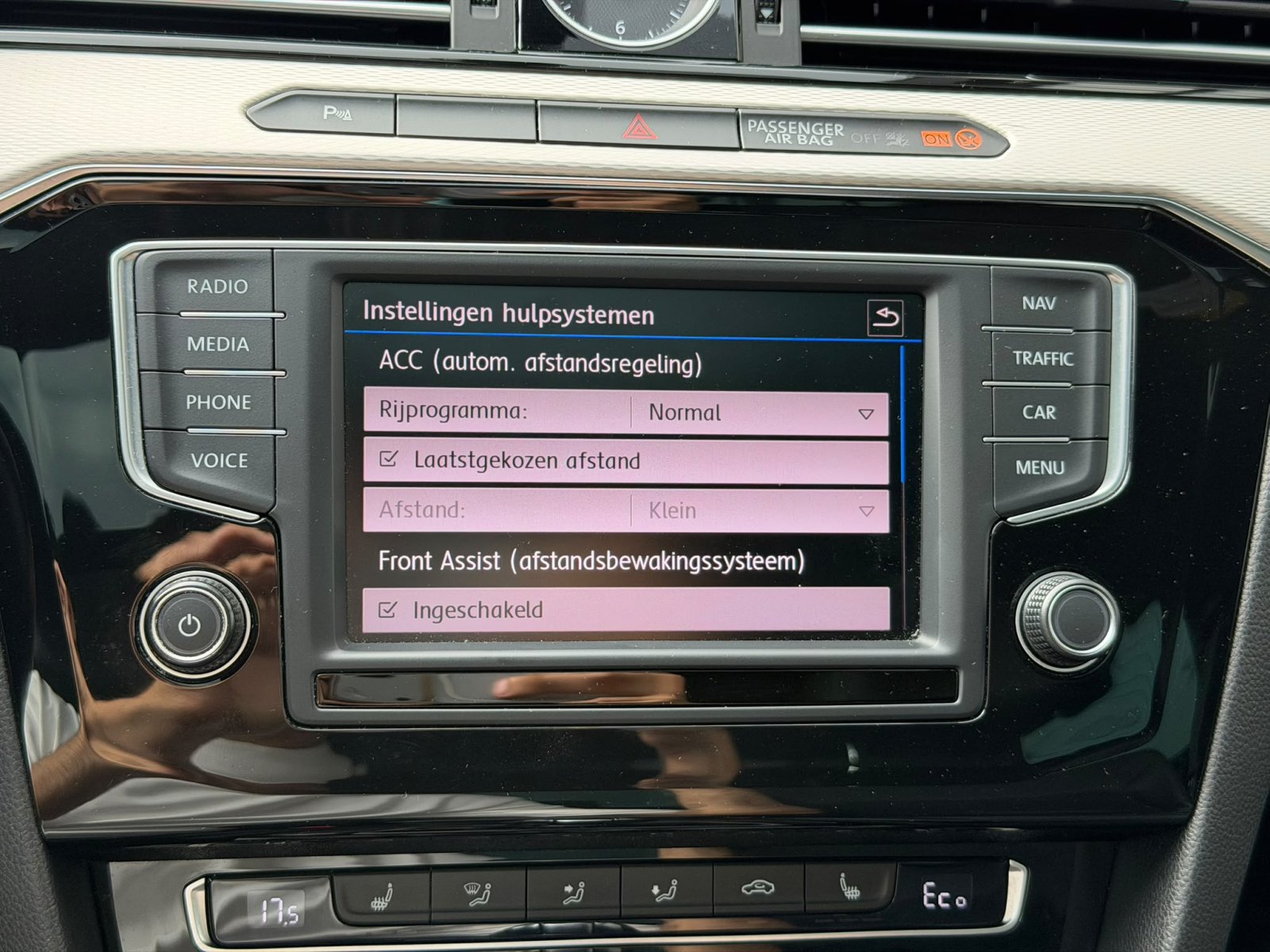 Volkswagen Passat 1.4 TSI GTE / Pano / ACC / Lane / Plug-In / Automaat /