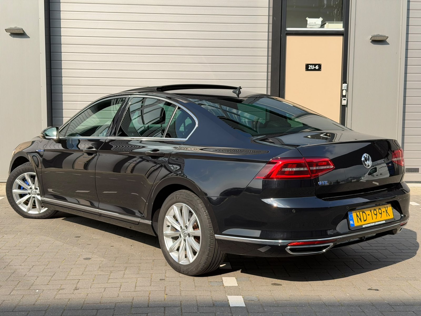 Volkswagen Passat 1.4 TSI GTE / Pano / ACC / Lane / Plug-In / Automaat /