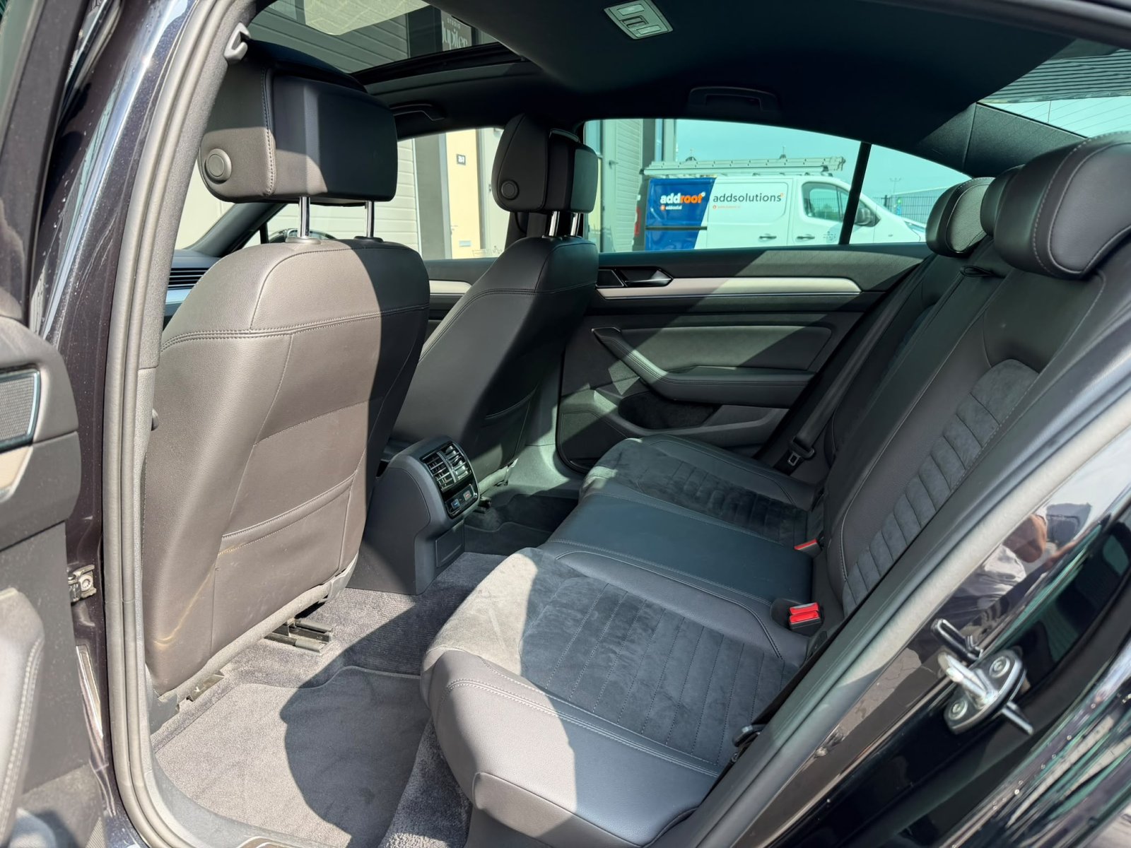 Volkswagen Passat 1.4 TSI GTE / Pano / ACC / Lane / Plug-In / Automaat /