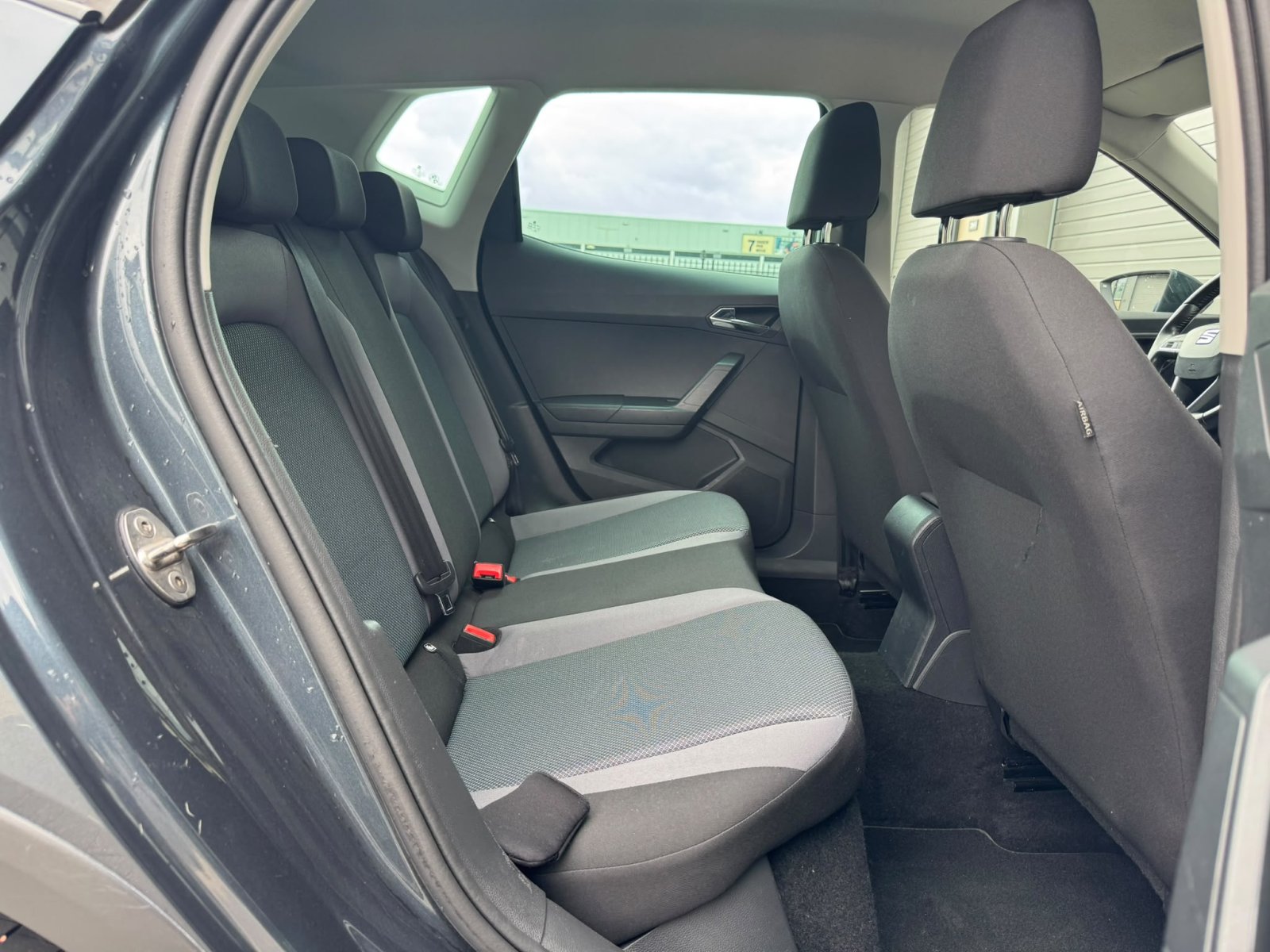 Seat Arona 1.0 TSI Style BI+ / ACC / Clima / Trekh / Keyless /