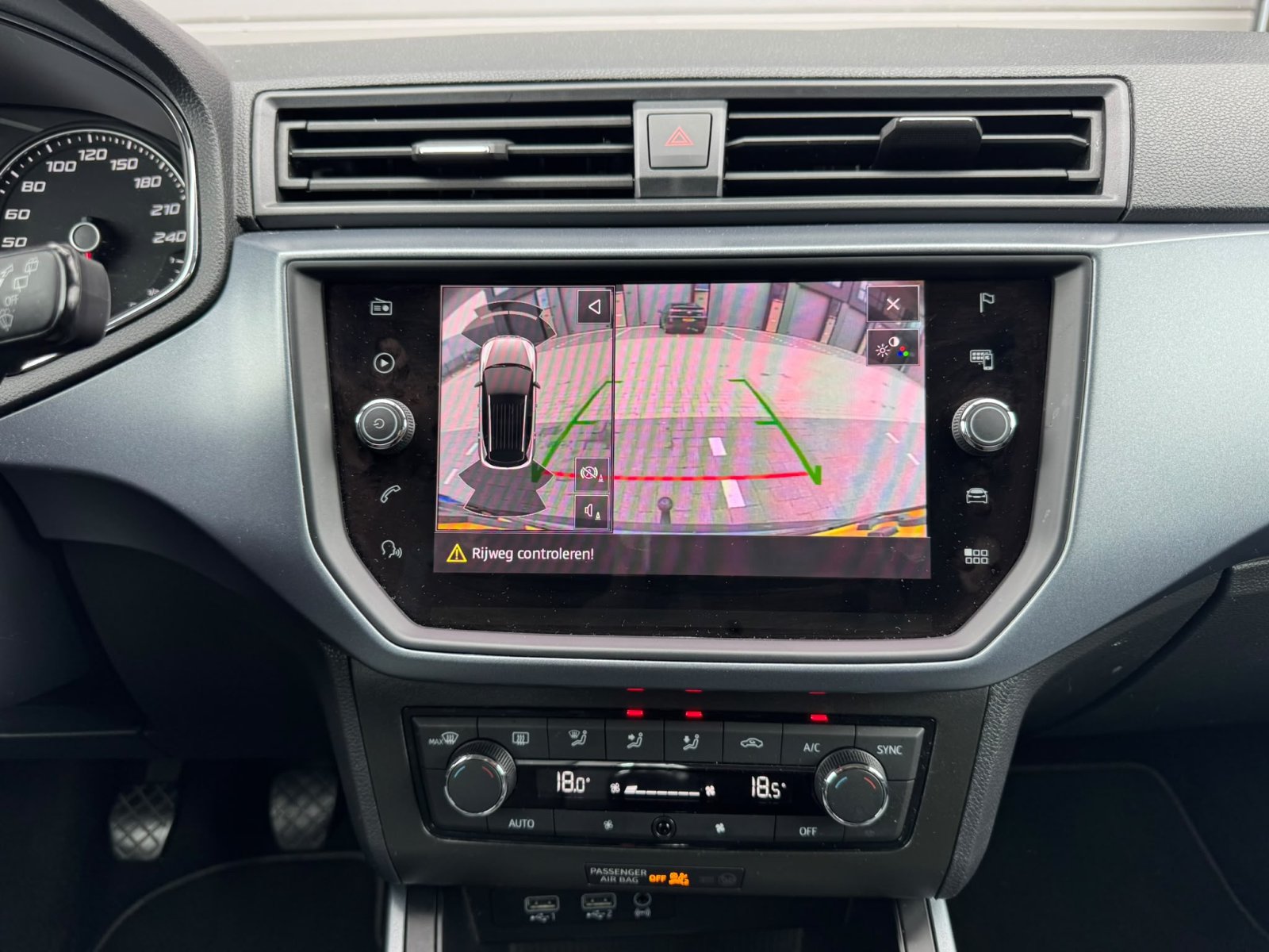Seat Arona 1.0 TSI Style BI+ / ACC / Clima / Trekh / Keyless /
