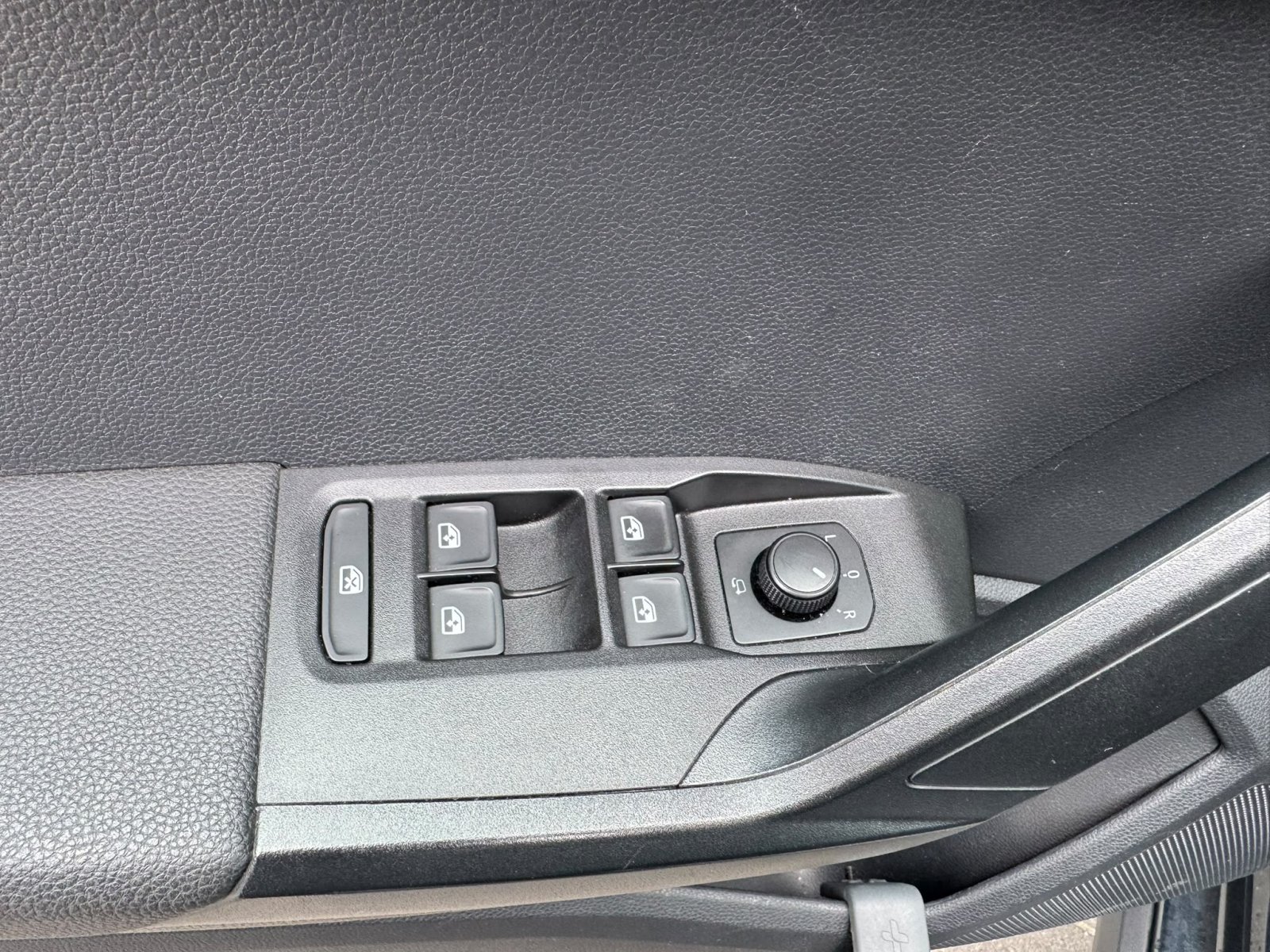 Seat Arona 1.0 TSI Style BI+ / ACC / Clima / Trekh / Keyless /