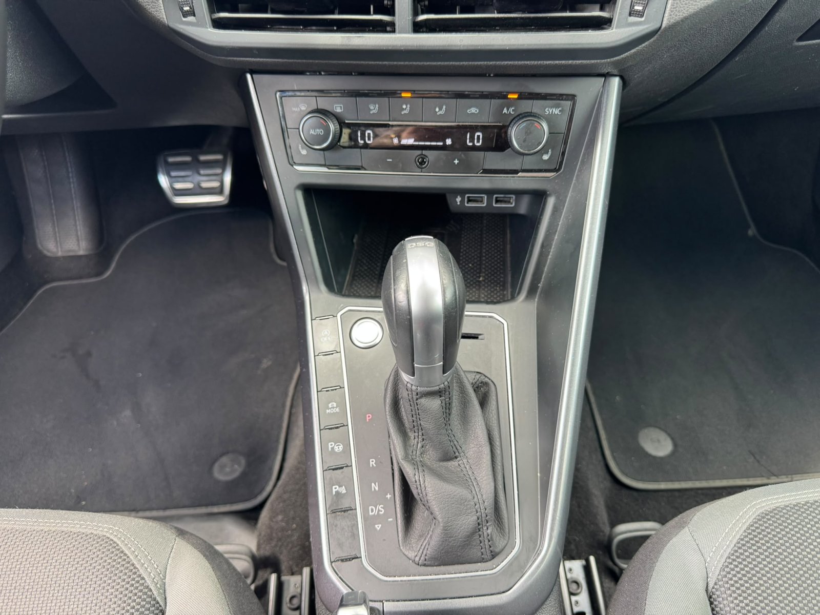 Volkswagen Polo, 1.0 TSI Highline / Keyless / DSG / LMV / ACC / Virtual