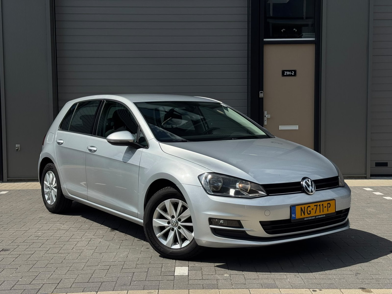 Volkswagen Golf, 1.2 TSI Connected / Airco / cruise / Clima / LMV / Dealeronderhouden
