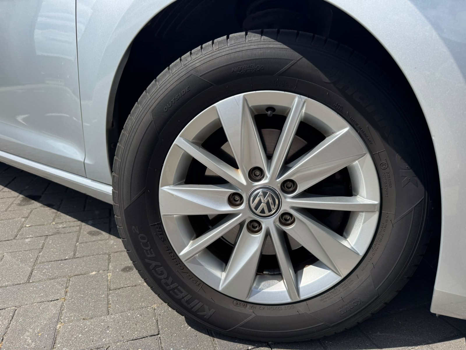 Volkswagen Golf, 1.2 TSI Connected / Airco / cruise / Clima / LMV / Dealeronderhouden