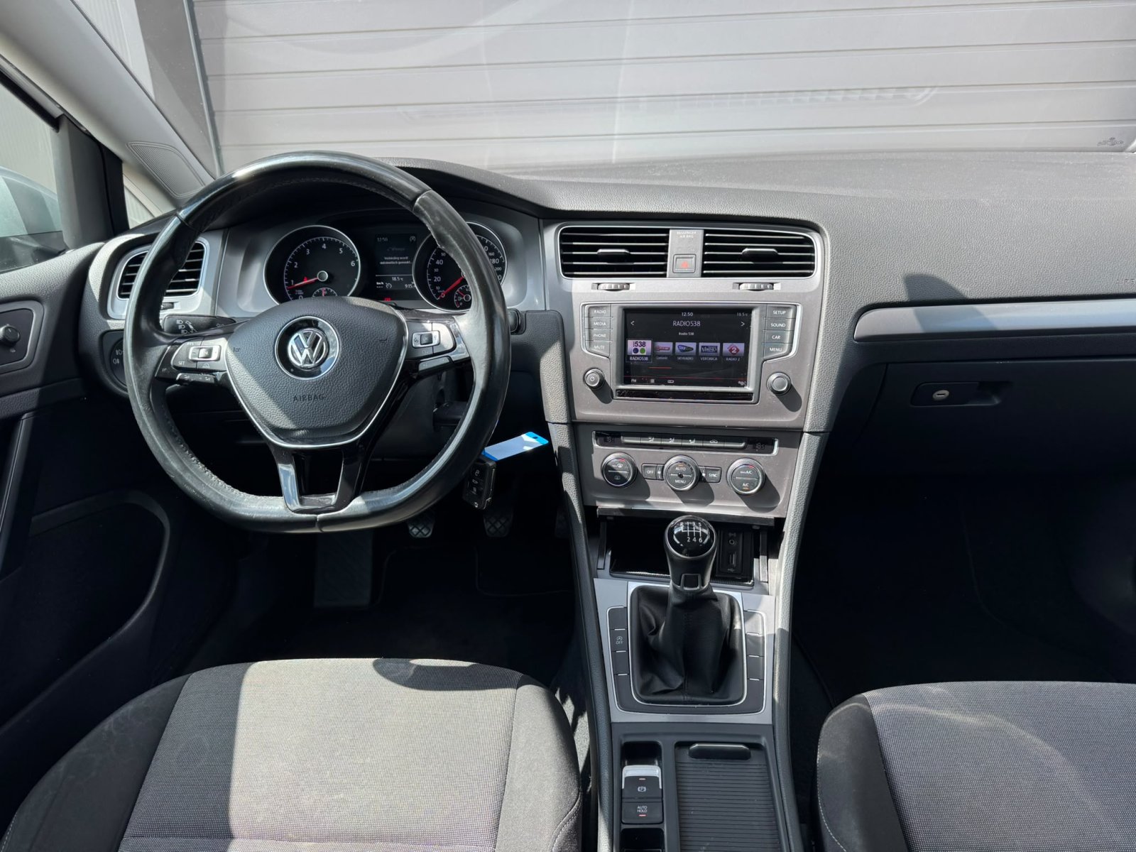 Volkswagen Golf, 1.2 TSI Connected / Airco / cruise / Clima / LMV / Dealeronderhouden