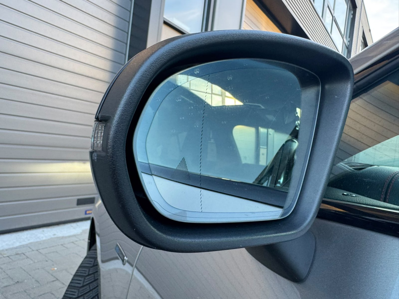Mercedes CLA-klasse Shooting Brake, 250e / Sfeer / Pano / NL / Keyless / burmeister / Dealeronderhouden