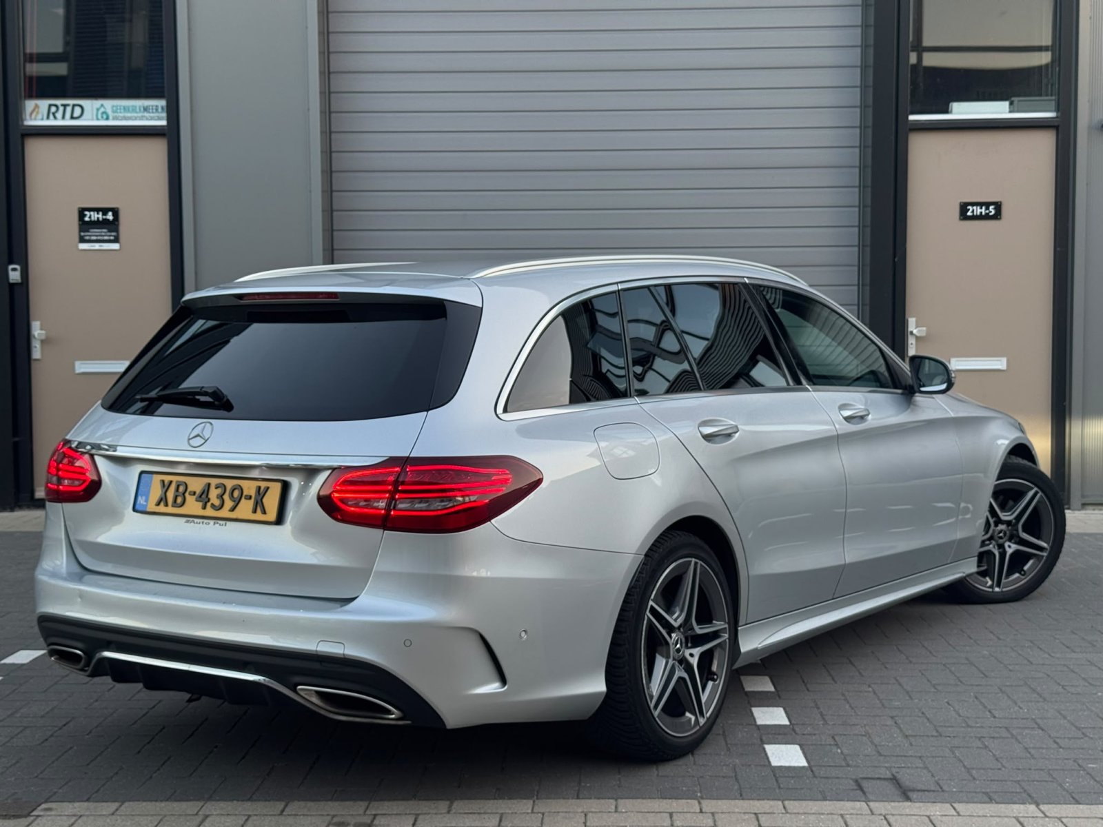Mercedes C-Klasse Estate 180 Business | AMG| 360° | Trek |