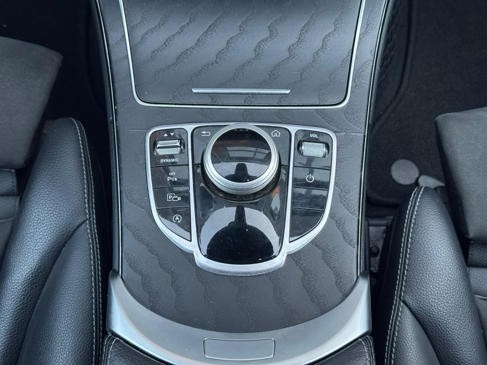 Mercedes C-Klasse Estate 180 Business | AMG| 360° | Trek |