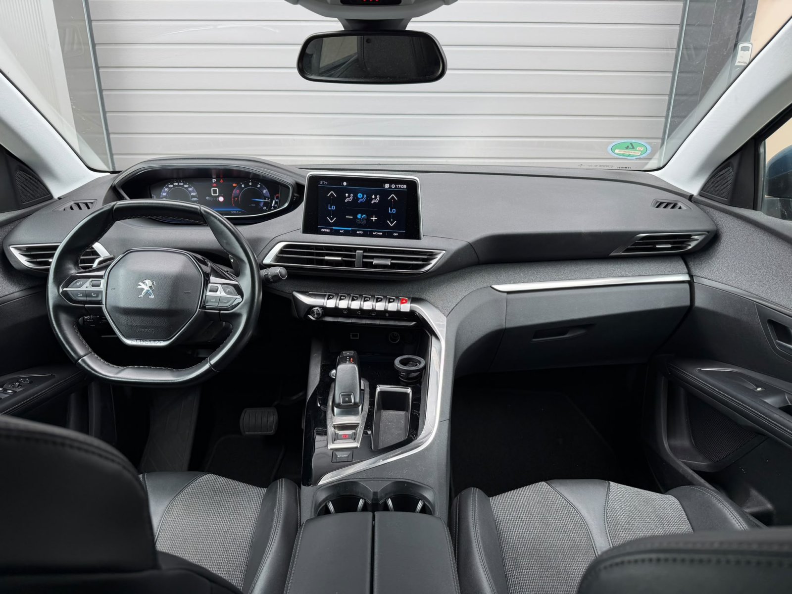 Peugot 5008 Blue lease premium | 360 | 7P | ACC | Nwe. Riem