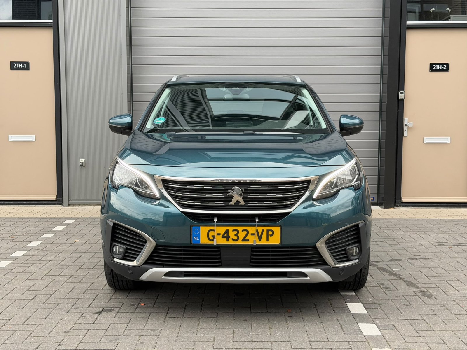 Peugot 5008 Blue lease premium | 360 | 7P | ACC | Nwe. Riem