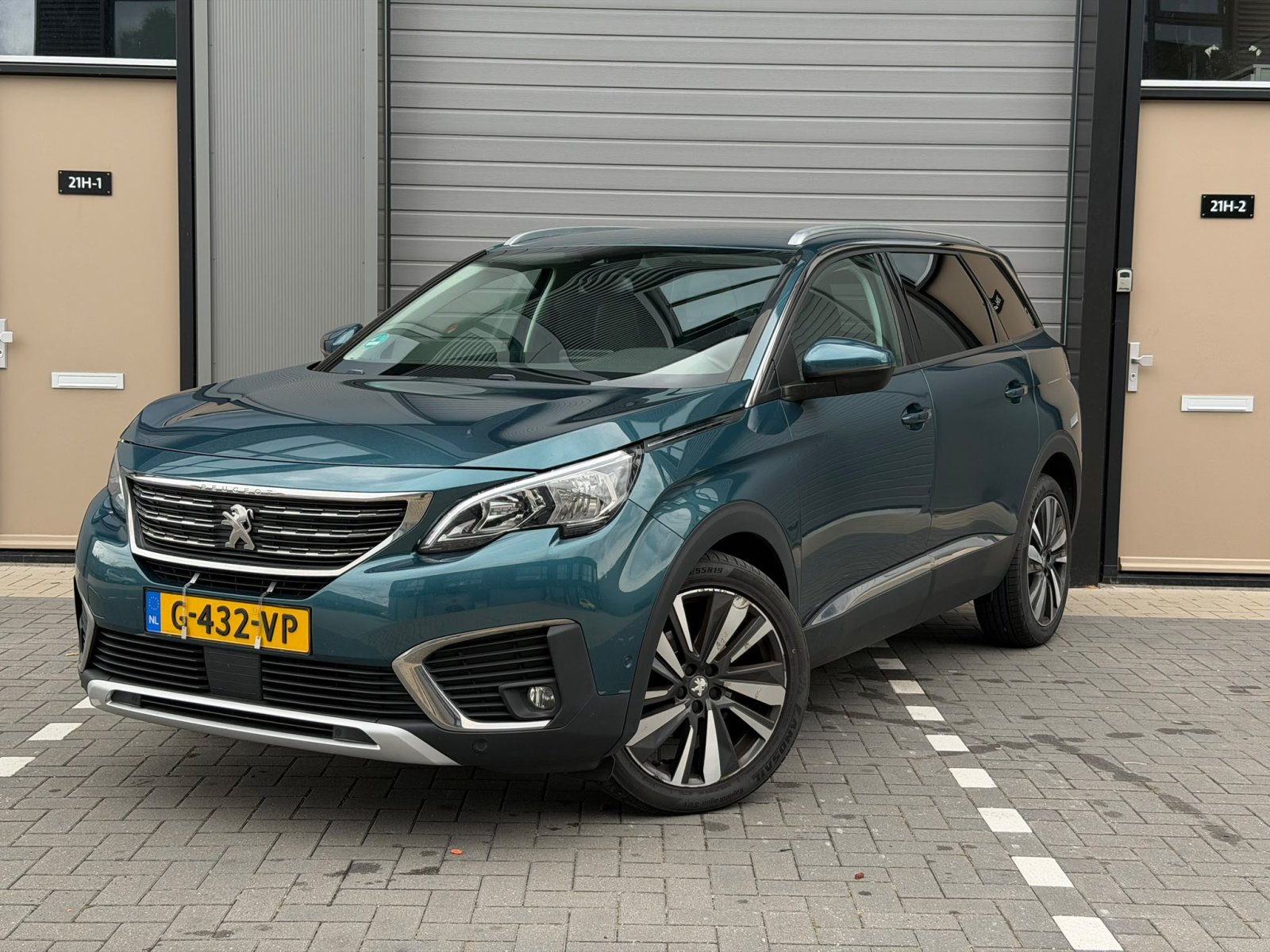 Peugot 5008 Blue lease premium | 360 | 7P | ACC | Nwe. Riem